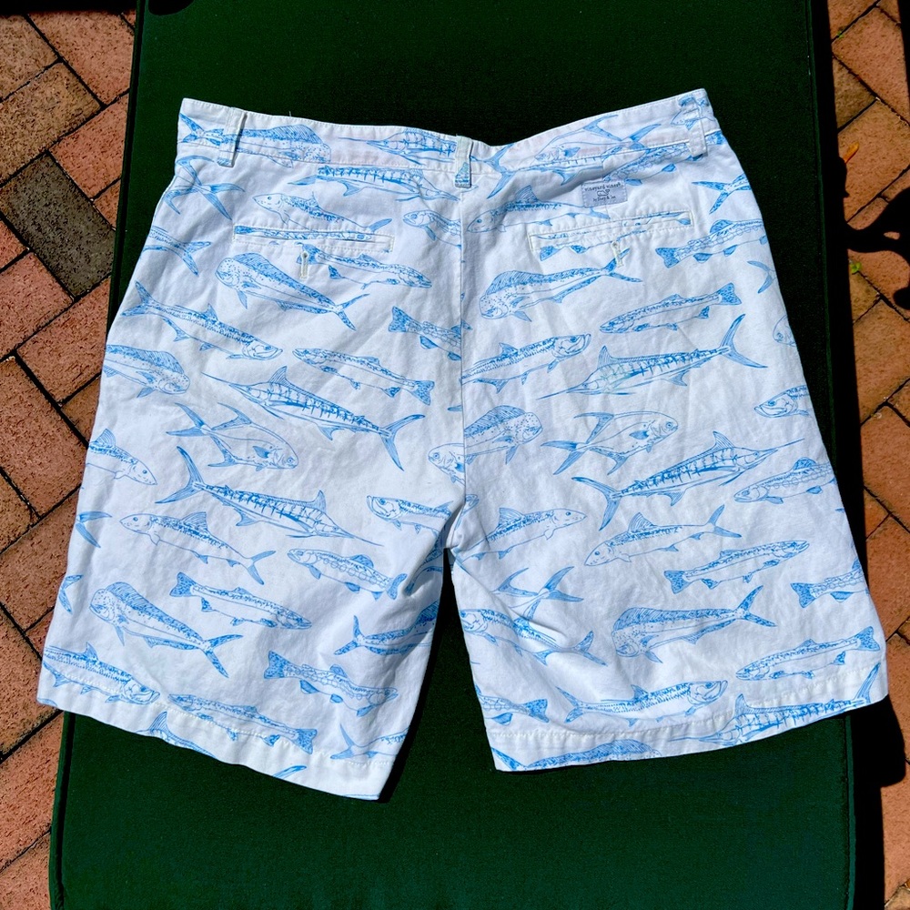 Vineyard Vines Shorts (Size 34 waist)